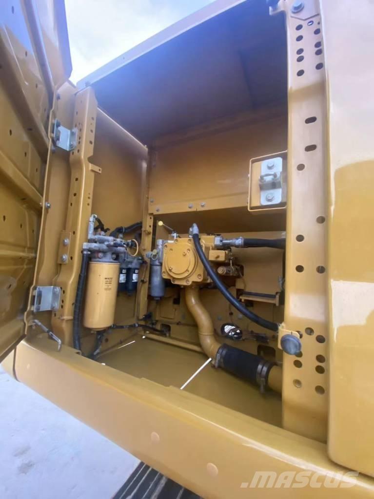 CAT 320 GC 대형 굴삭기 29톤 이상