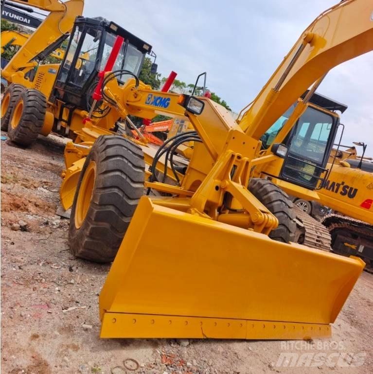 XCMG GR 215 그레이더