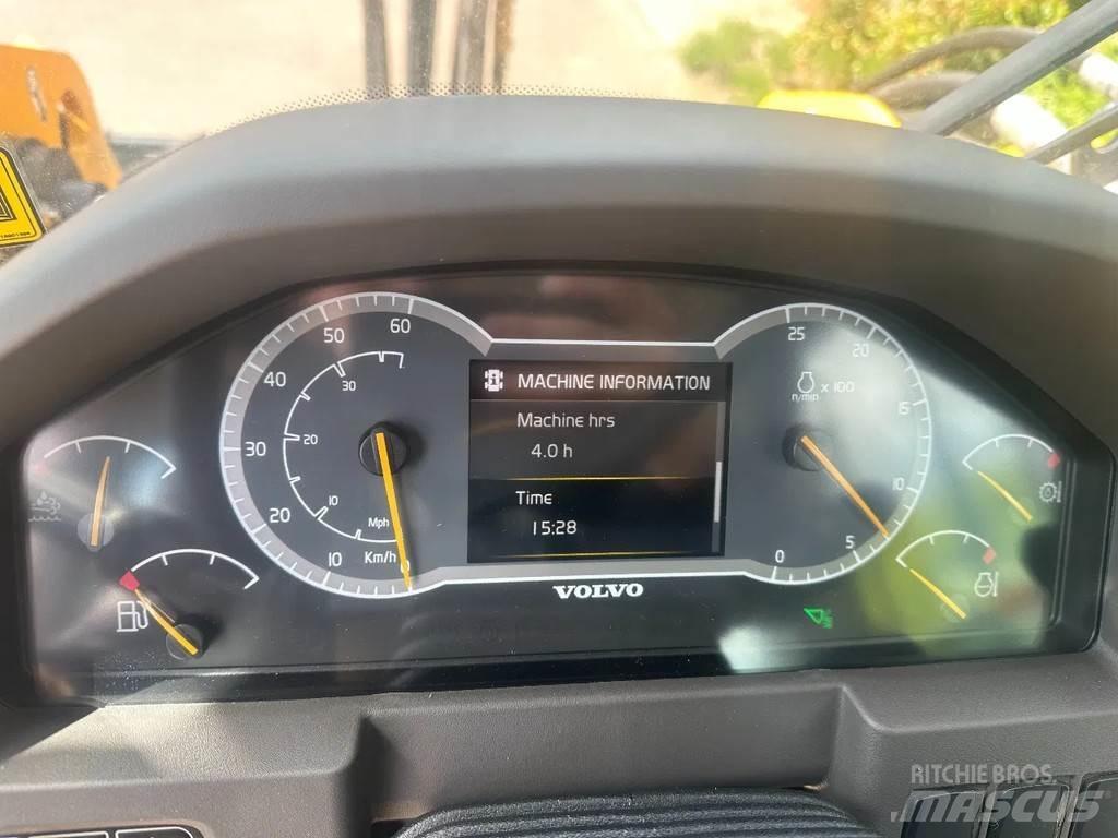 Volvo L90 H2 2025  휠로우더
