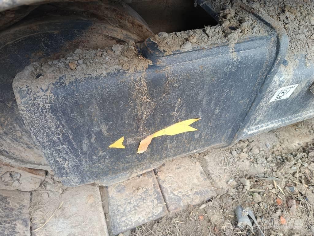 Volvo EC 210 B 대형 굴삭기 29톤 이상