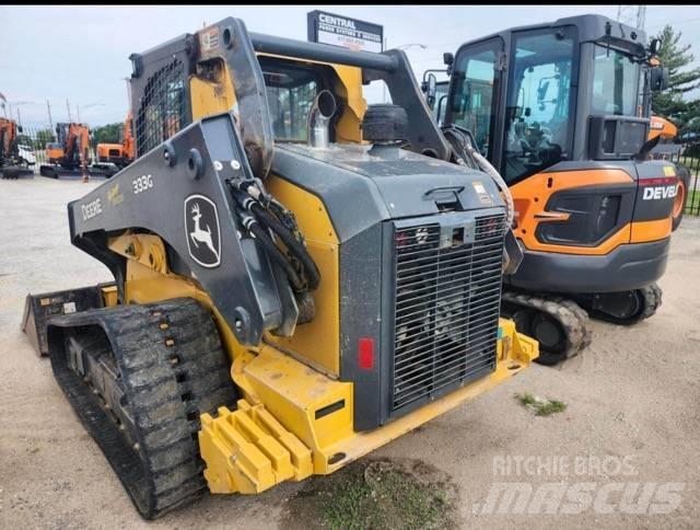 John Deere 333G  스키드로더