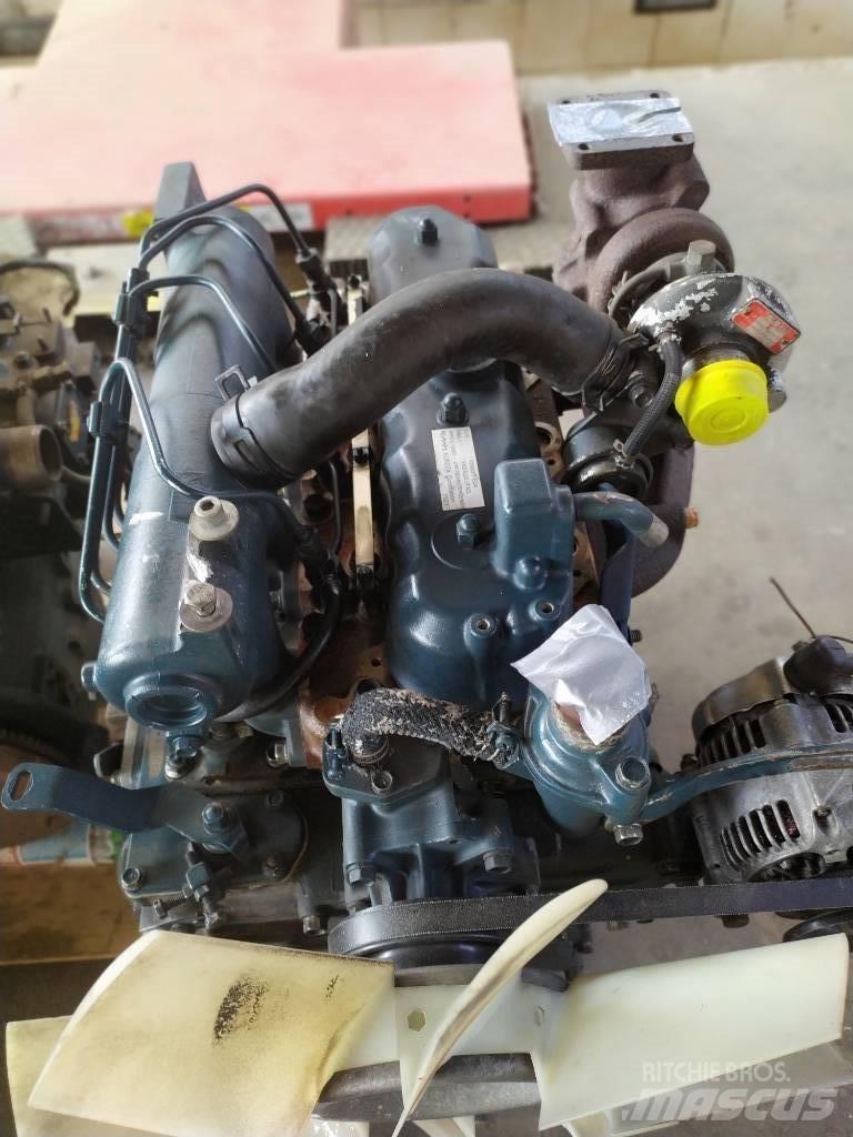 Kubota V 2003 T 엔진