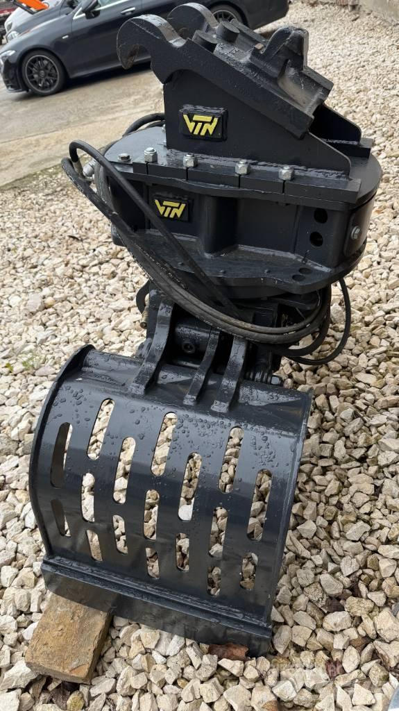 Develon DX 57 W-7  휠 굴삭기