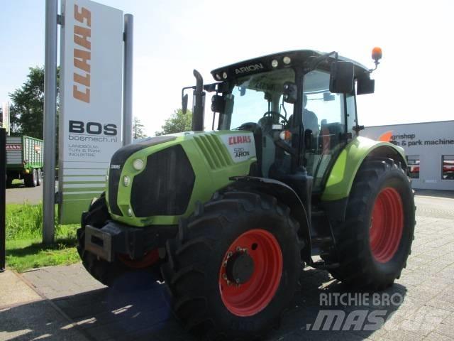 CLAAS Arion 520 트랙터