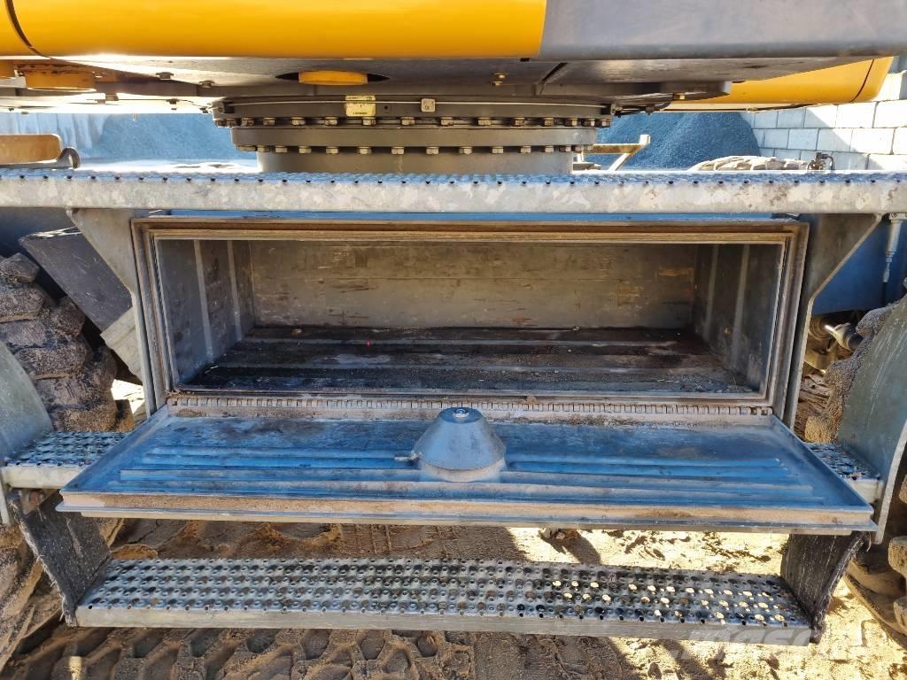 Liebherr A 918  휠 굴삭기