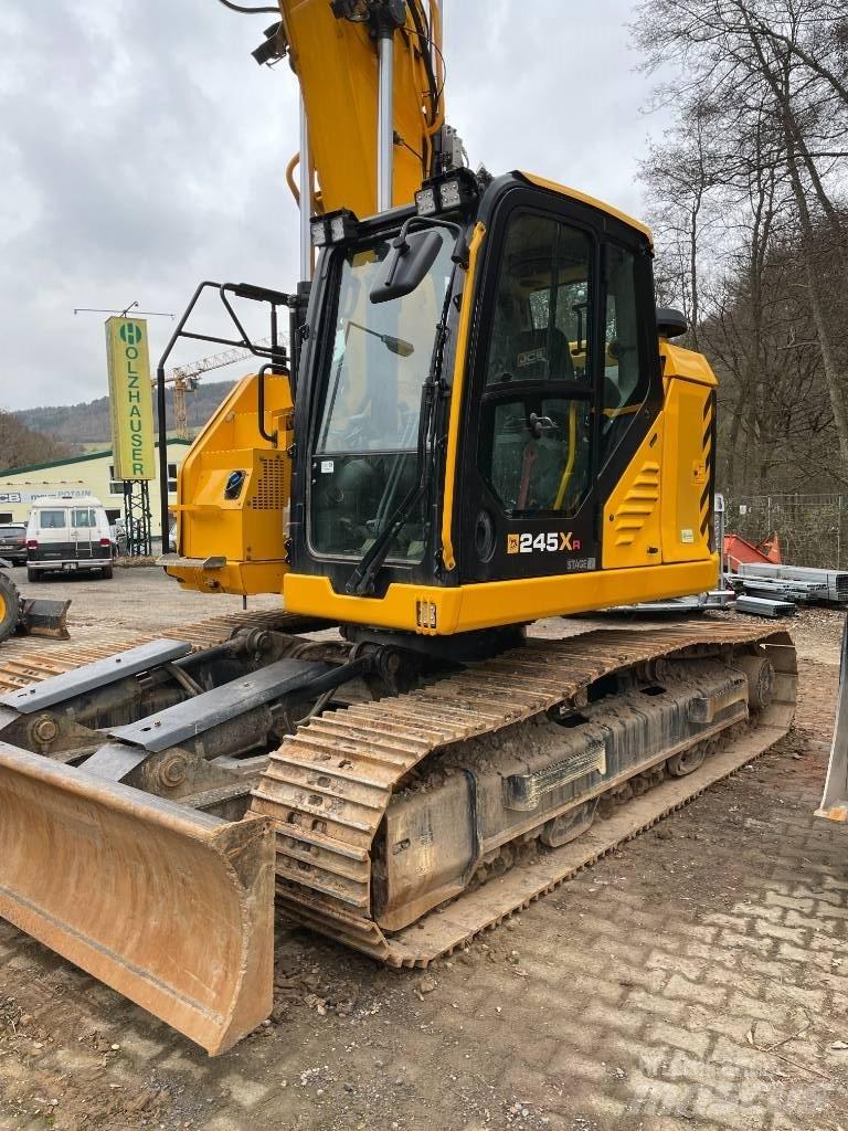JCB 245 XR 대형 굴삭기 29톤 이상