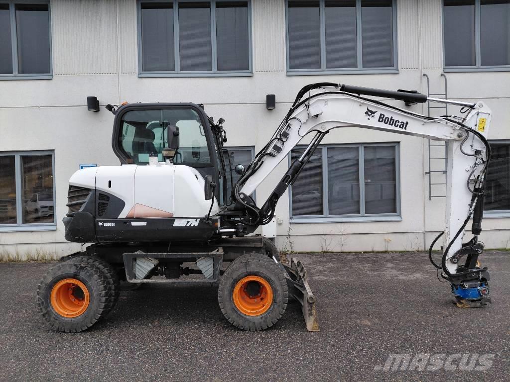 Bobcat E 57 W  휠 굴삭기