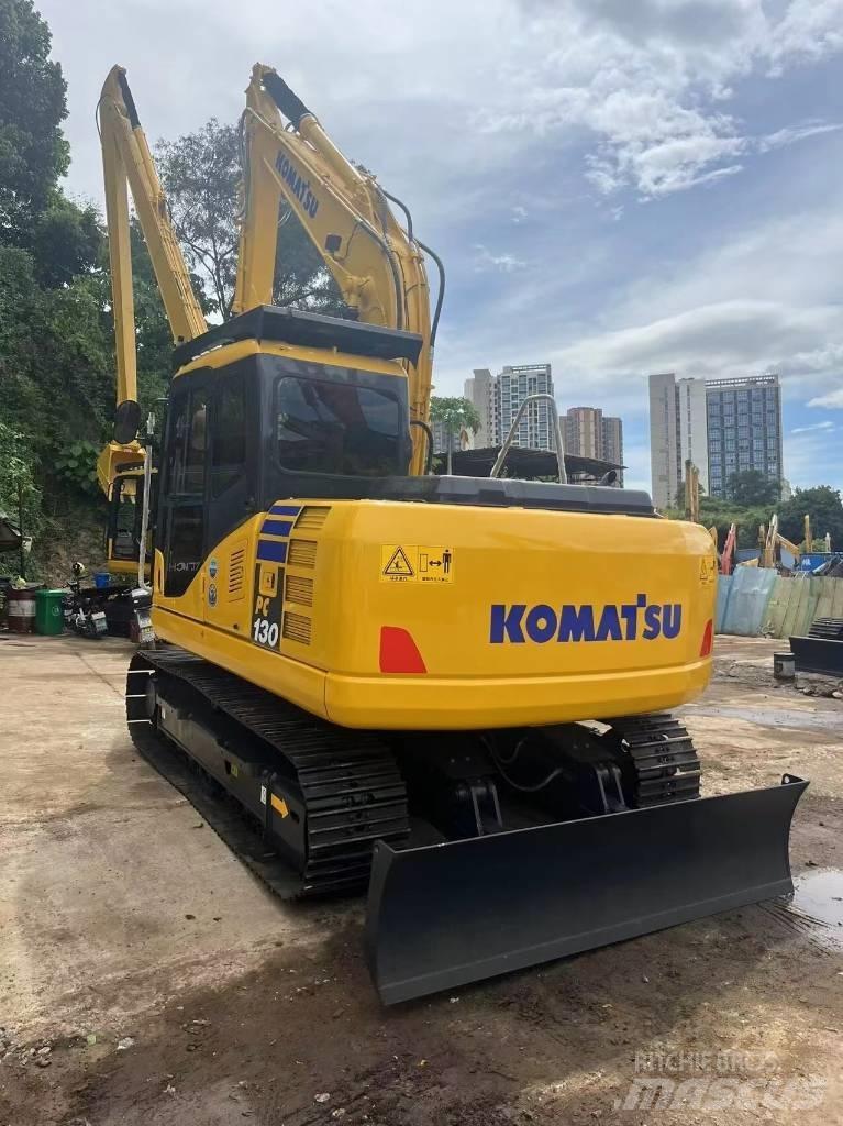 Komatsu PC 130-7 중형굴삭기 7톤-28톤