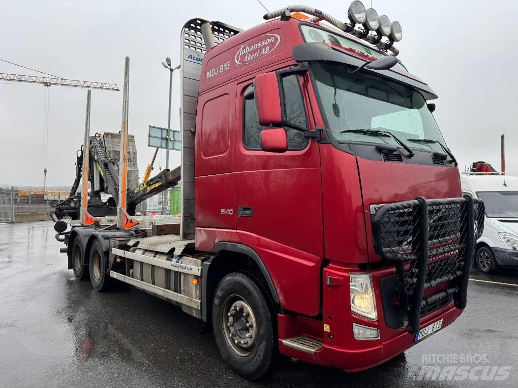 Volvo FH 540 목재 트럭