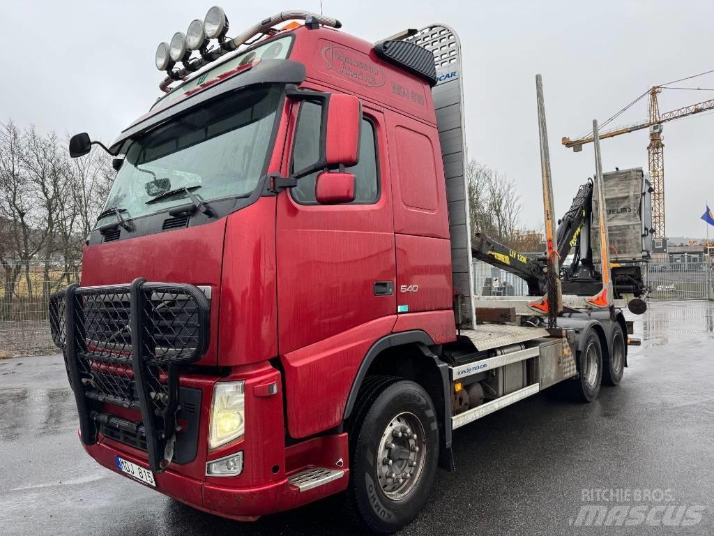 Volvo FH 540 목재 트럭