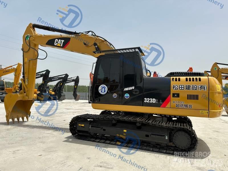 CAT CAT323D2L 대형 굴삭기 29톤 이상