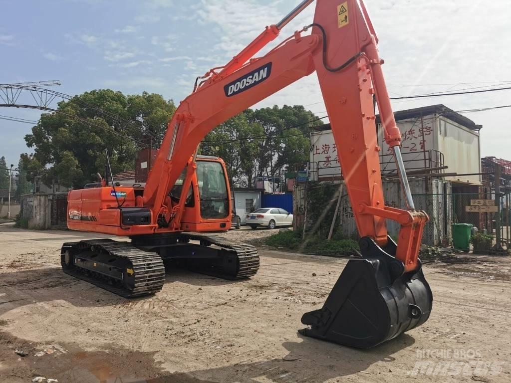 Doosan DX 225 LC 대형 굴삭기 29톤 이상