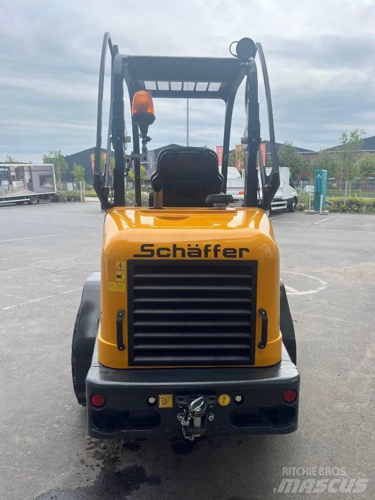 Schäffer 2445S 미니 로더