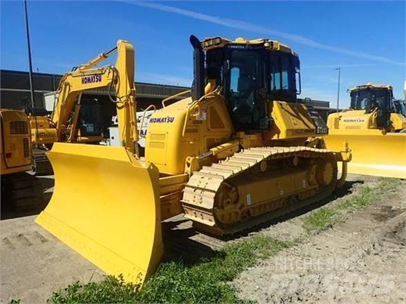 Komatsu D61EXi-24 크롤러 도저
