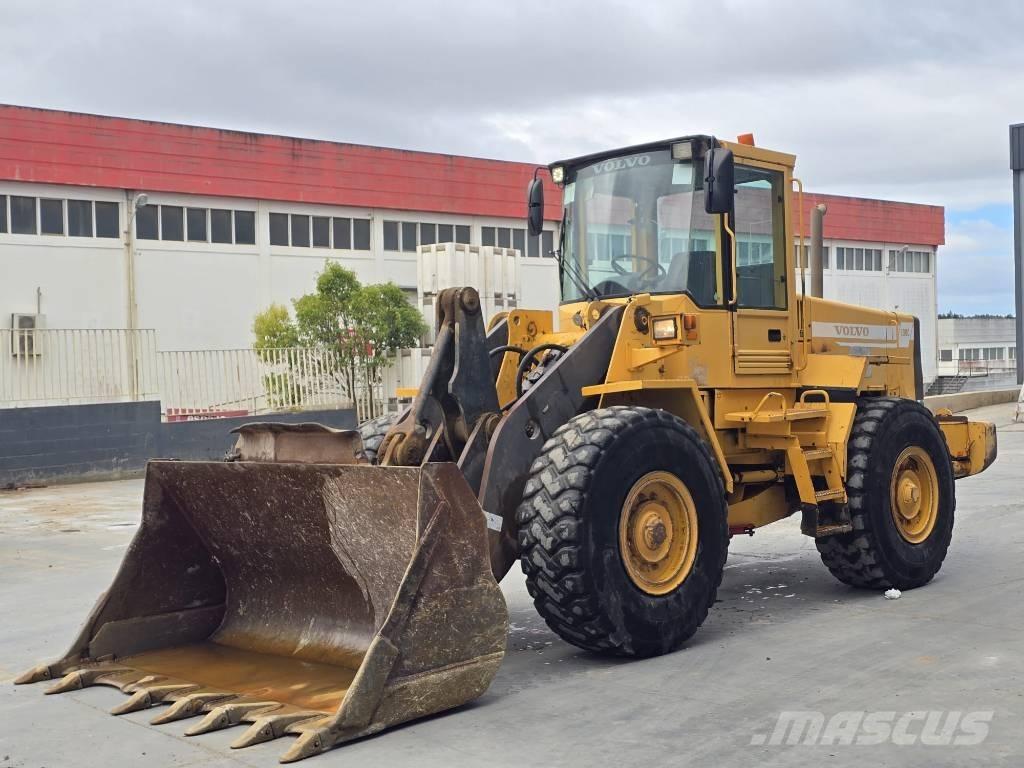 Volvo L 90 C  휠로우더