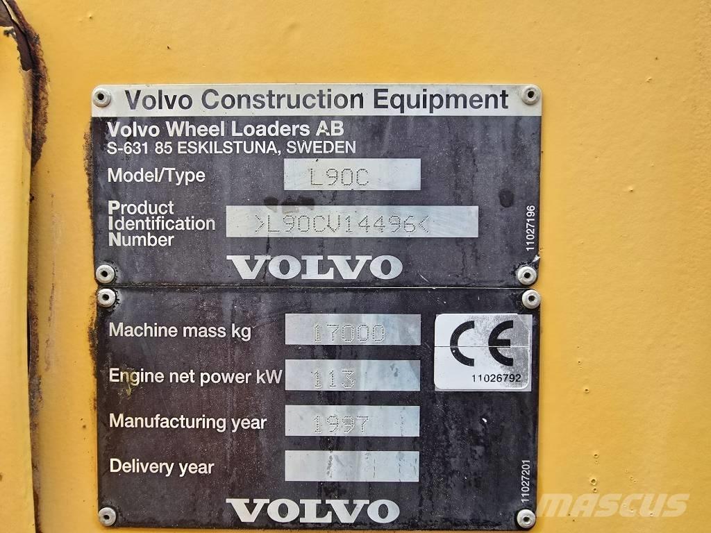 Volvo L 90 C  휠로우더
