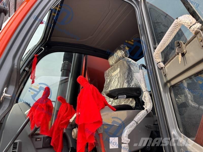 Doosan DX 300LC-9C 대형 굴삭기 29톤 이상