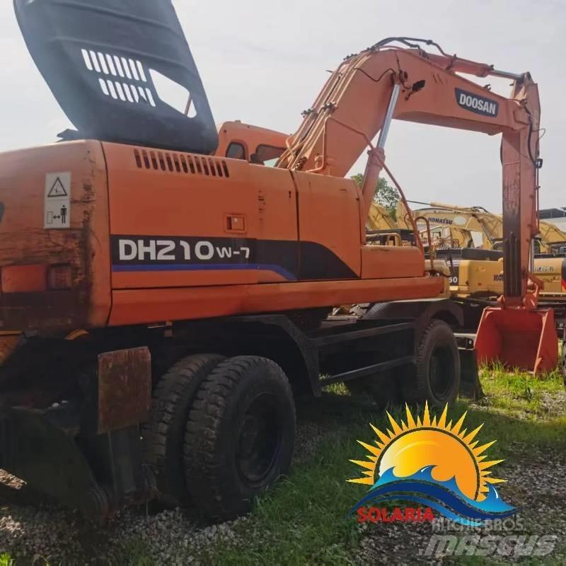 Doosan DH 210 W  휠 굴삭기