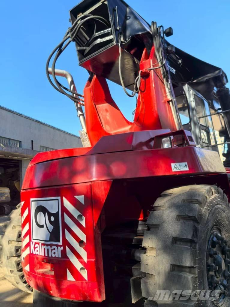 Kalmar DRT 450 리치 스태커