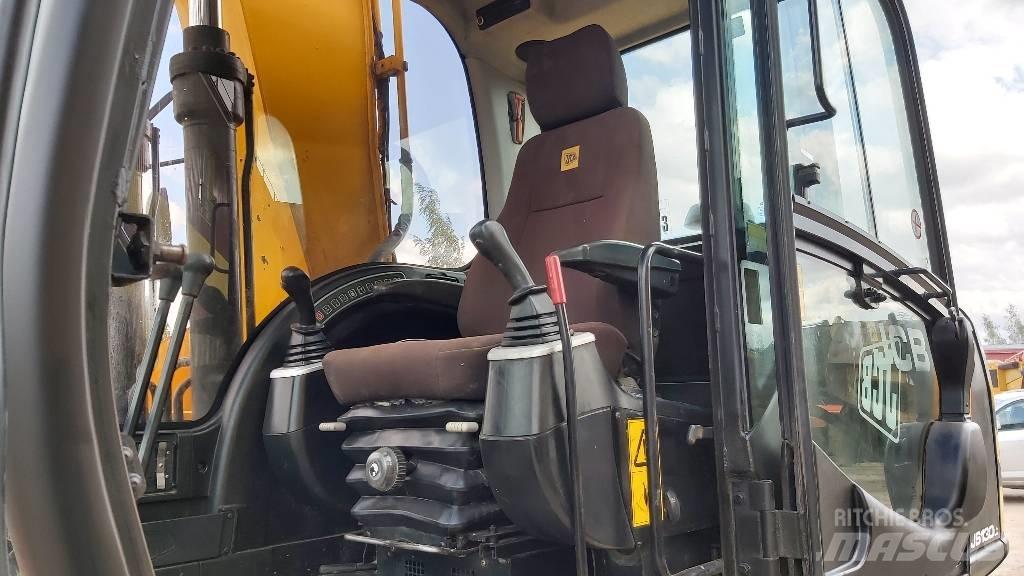 JCB JS 130 LC 대형 굴삭기 29톤 이상