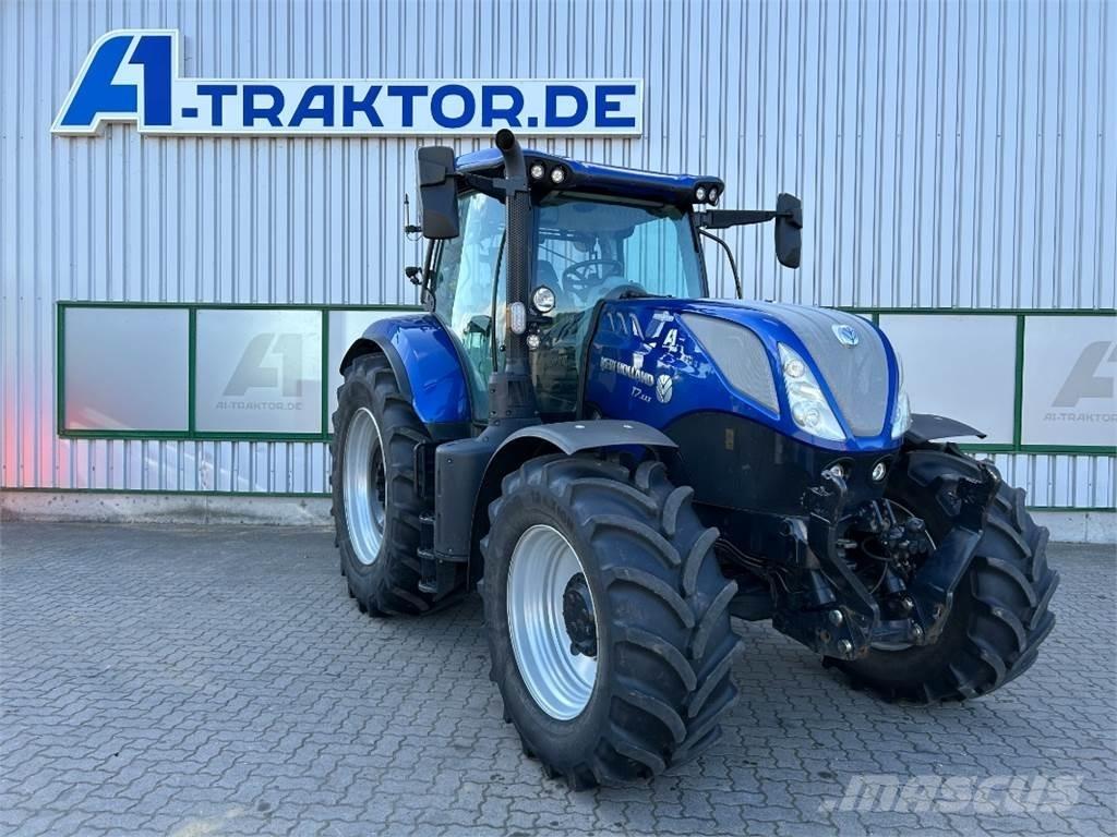 New Holland T7.225 트랙터