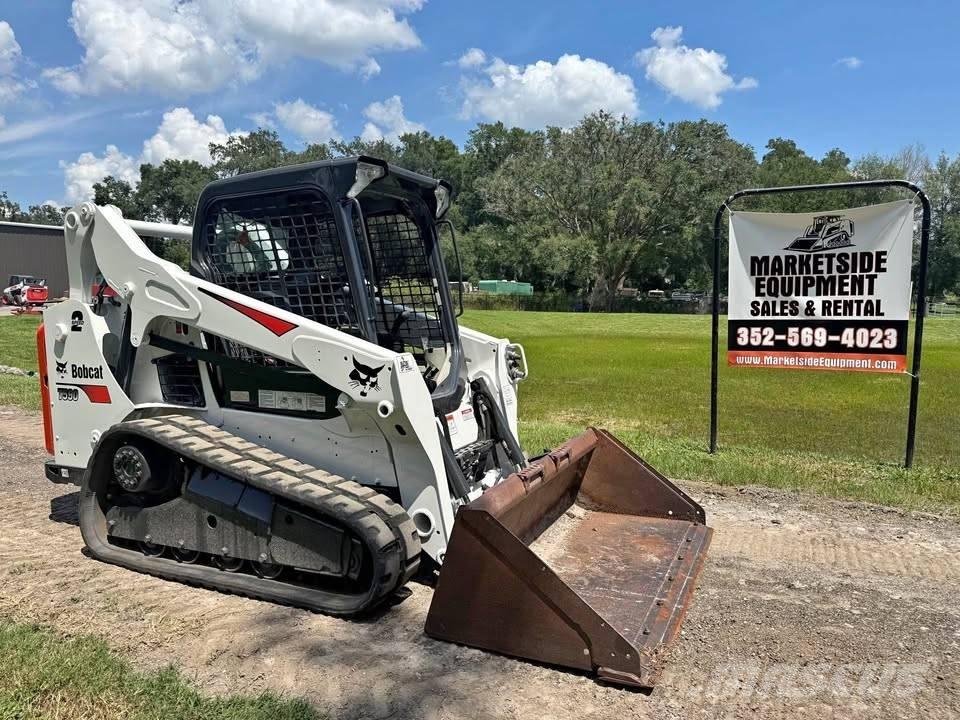 Bobcat T 590  스키드로더