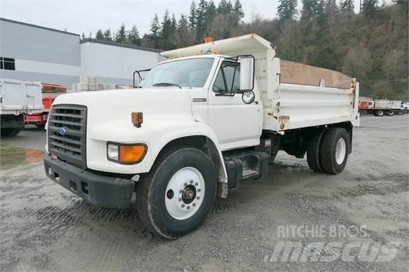 Ford F800 덤프 트럭