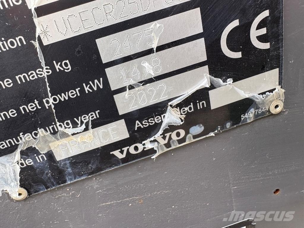 Volvo ECR 25 D 소형 굴삭기 7톤 미만