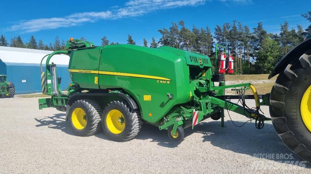 John Deere C441R 원형 곤포기