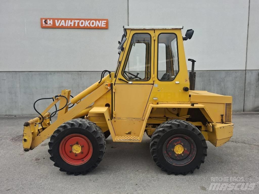 Kramer 212  휠로우더