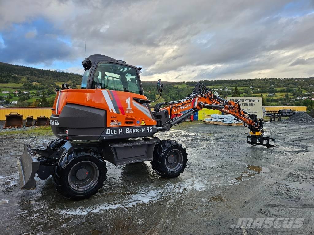 Hitachi ZX 95 W-7  휠 굴삭기
