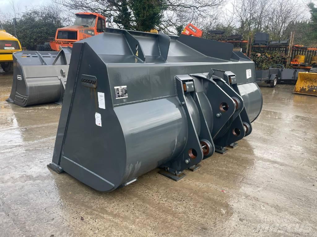 Doosan DL550 버켓