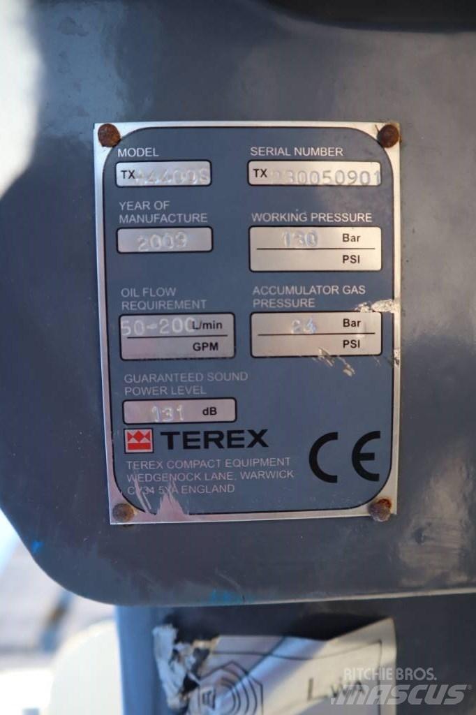Terex TXH4400 브레이커
