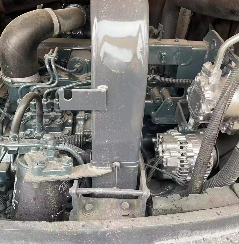 Kubota KX 185-3 중형굴삭기 7톤-28톤