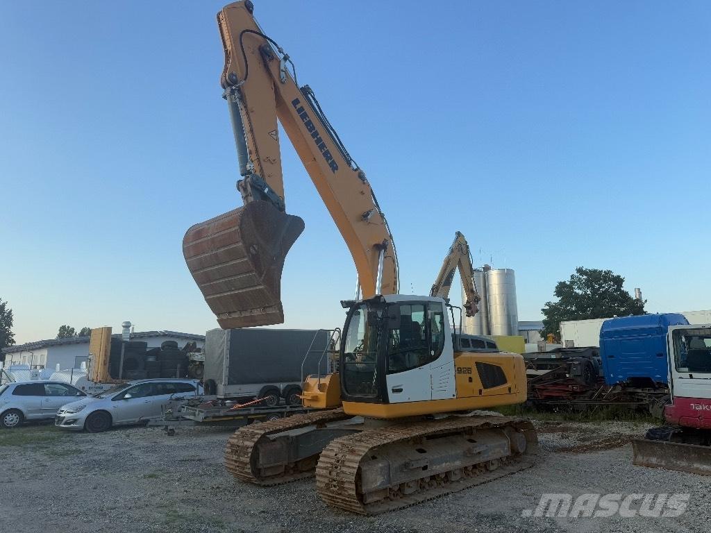 Liebherr R 926 LC 대형 굴삭기 29톤 이상