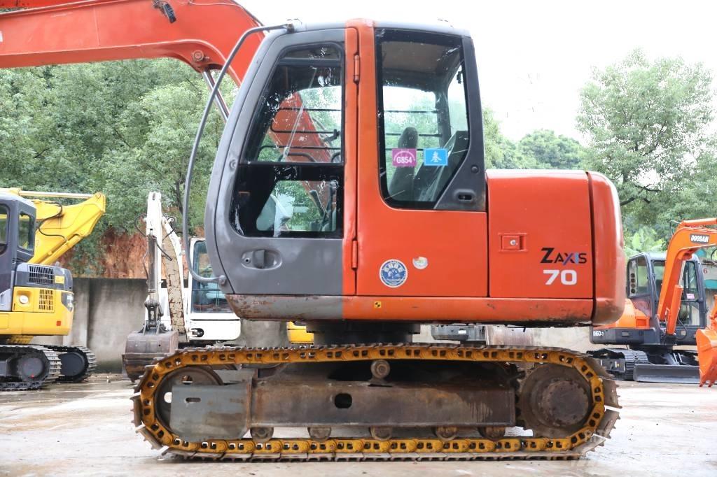 Hitachi ZX 70 대형 굴삭기 29톤 이상