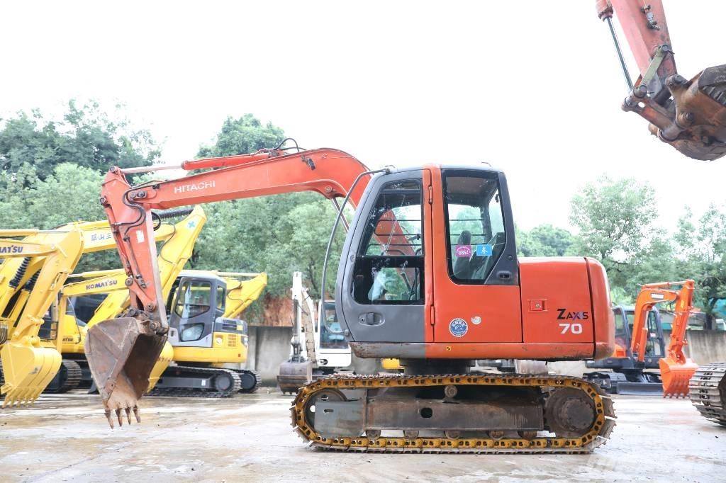 Hitachi ZX 70 대형 굴삭기 29톤 이상