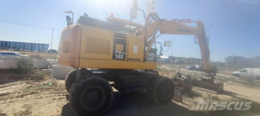Komatsu PW 140-7  휠 굴삭기
