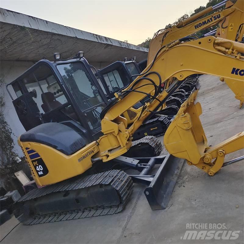 Komatsu PC 40 소형 굴삭기 7톤 미만