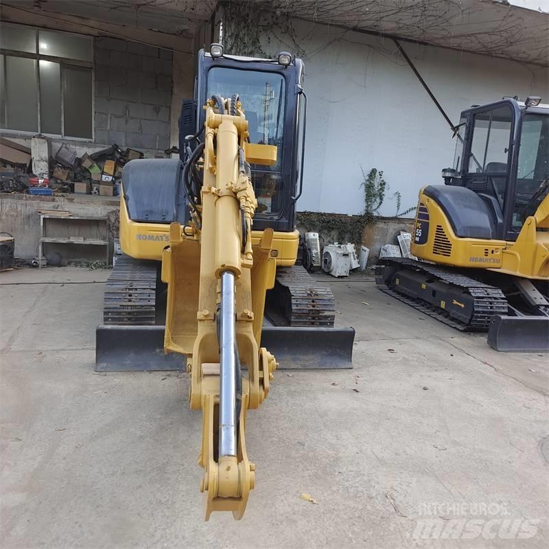 Komatsu PC 40 소형 굴삭기 7톤 미만