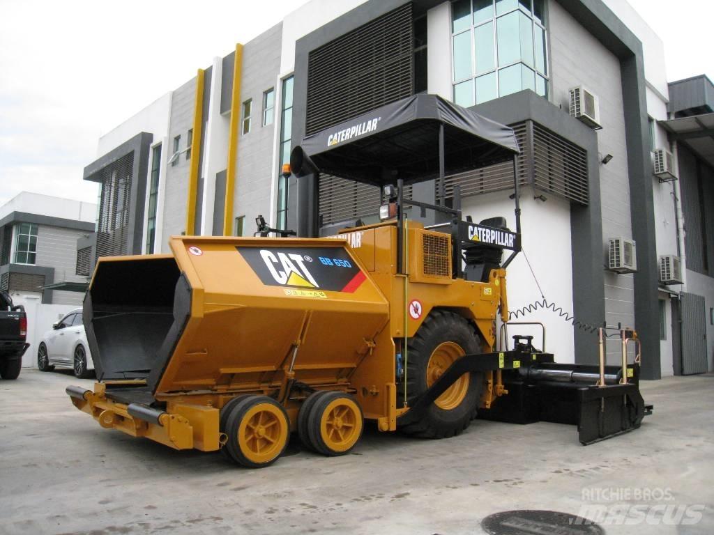 Bitelli Cat BB 650 아스팔트 포장장비