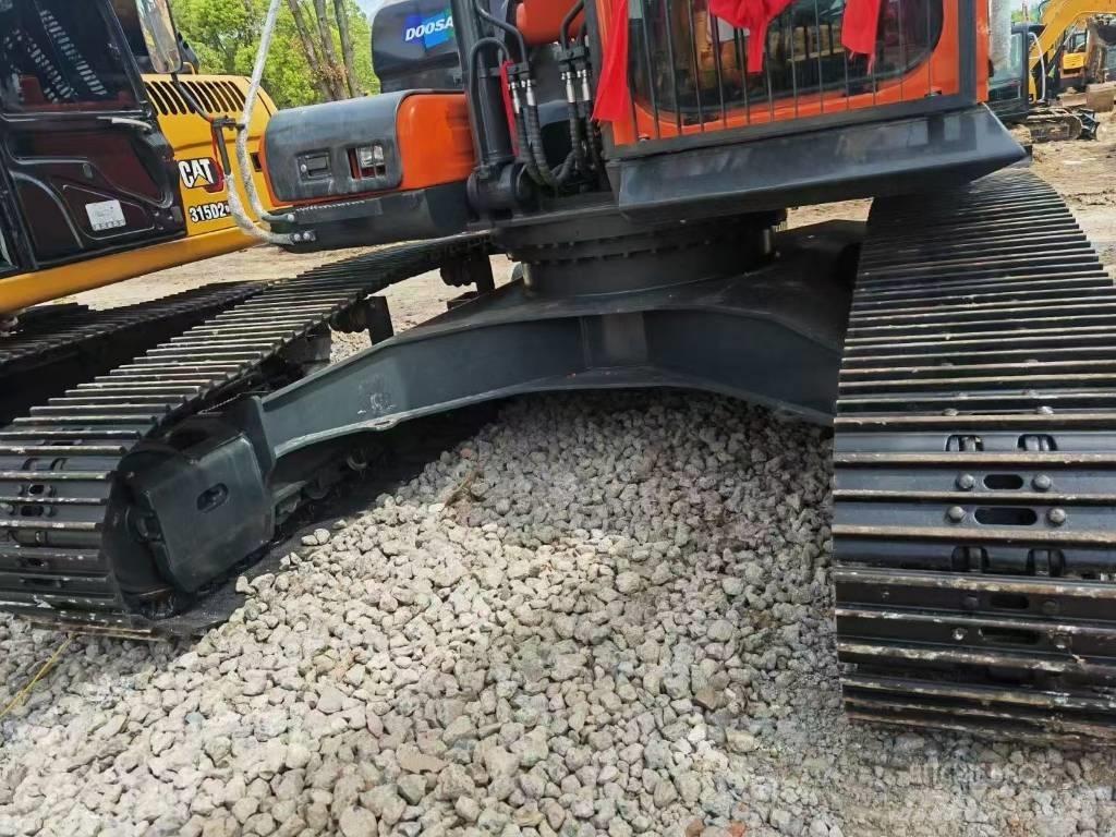 Doosan DX 300 LCA 대형 굴삭기 29톤 이상