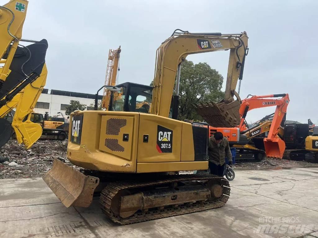 CAT 307.5 중형굴삭기 7톤-28톤
