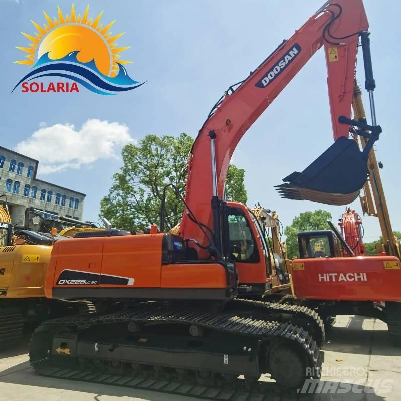 Doosan DX 225 LC 대형 굴삭기 29톤 이상