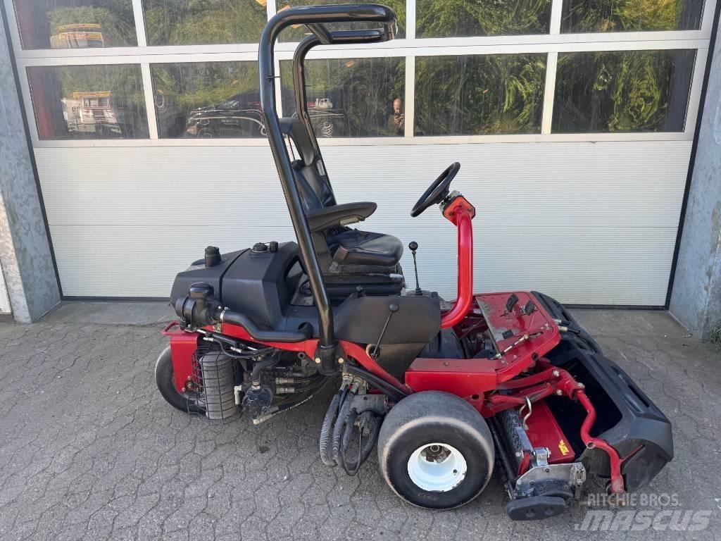 Toro 3250D 잔디깎기