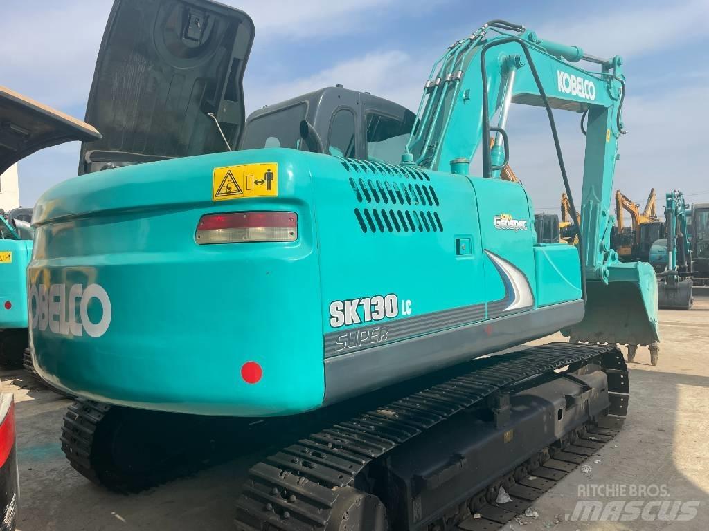 Kobelco 130 중형굴삭기 7톤-28톤