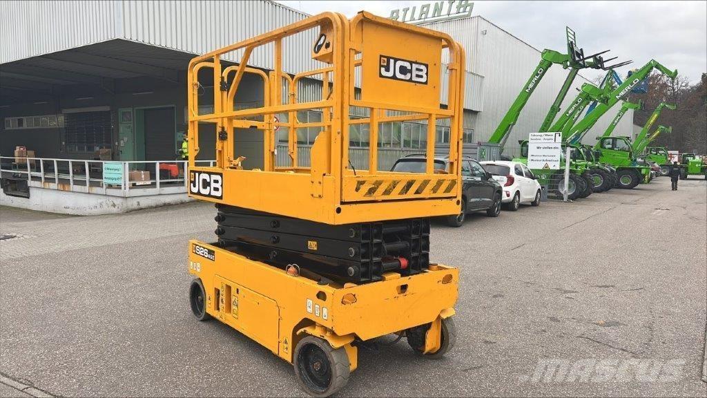 JCB S2646E 가위형 리프트