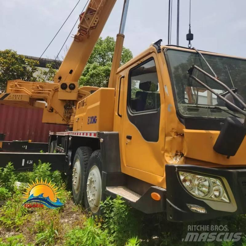XCMG QY 70 K A/T 크레인