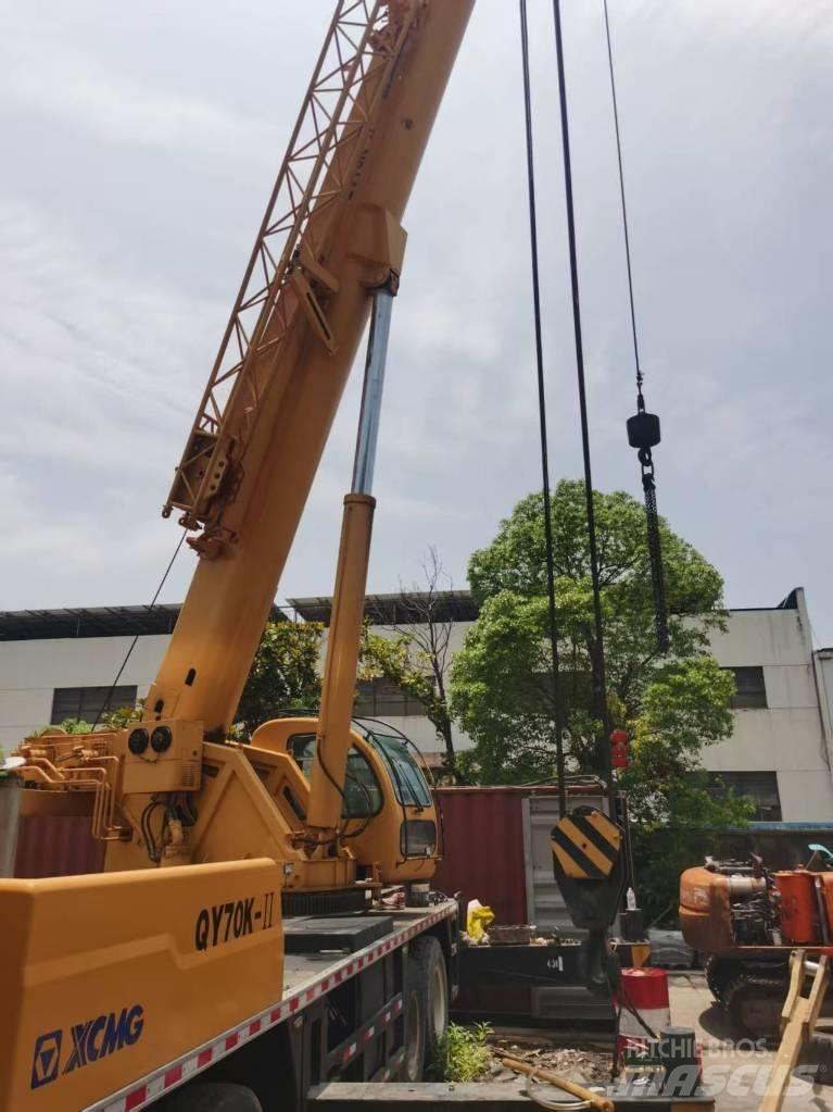 XCMG QY 70 K A/T 크레인
