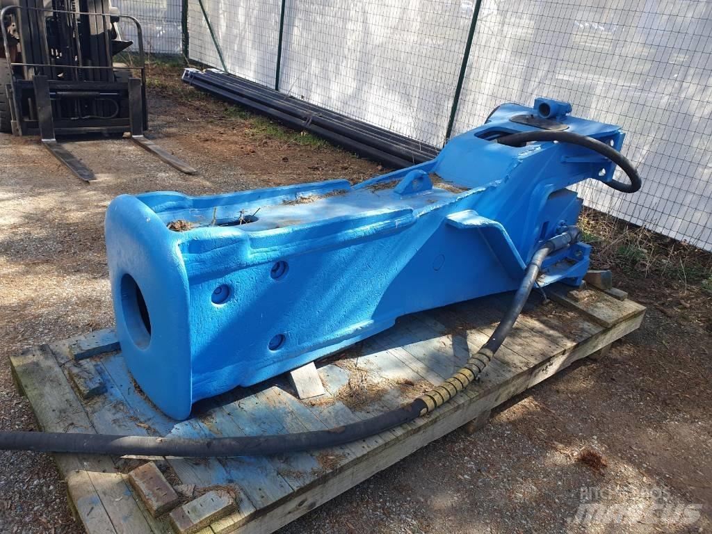 Krupp HM 2100 브레이커